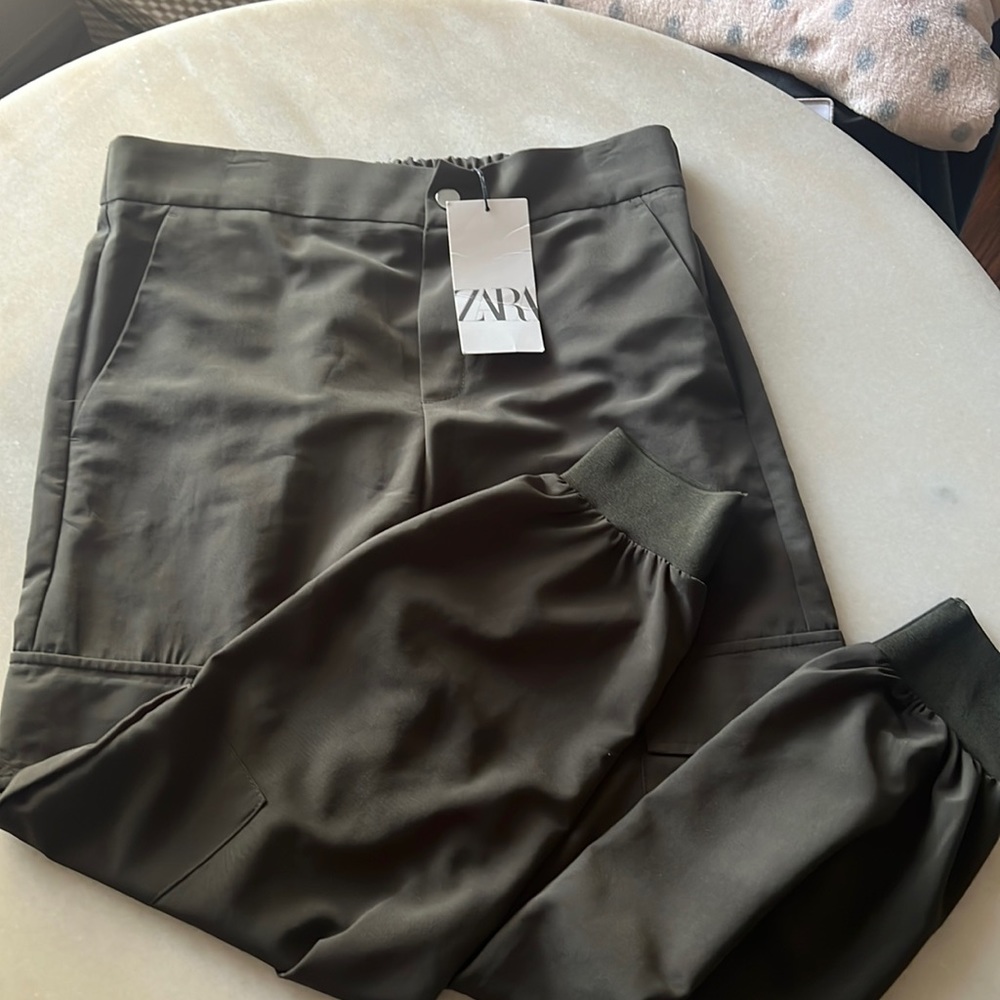 Olive green cargo pant